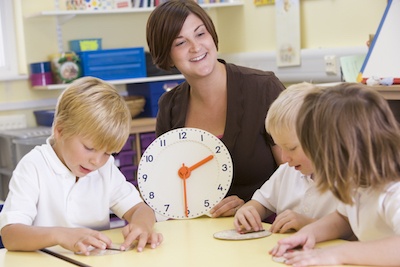 How to teach your kids to tell time