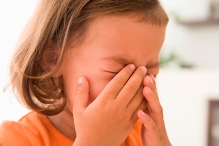 What to do when your child throws a temper tantum
